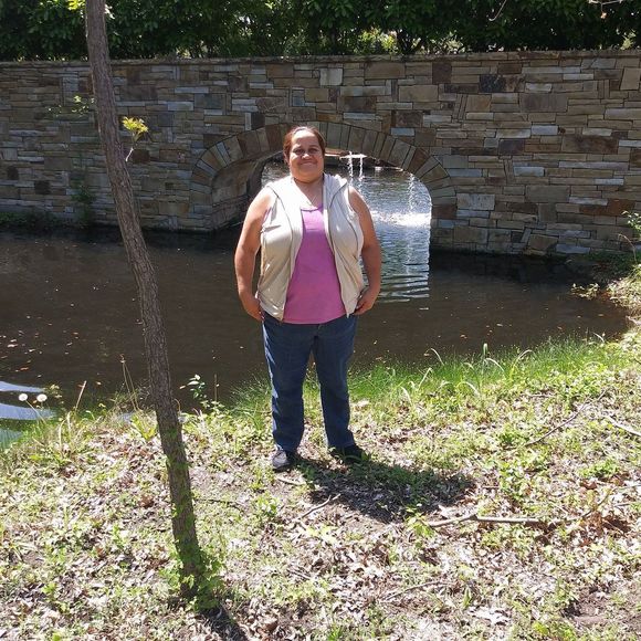 Meet your Posher, Gabi - Picture 1 of 1